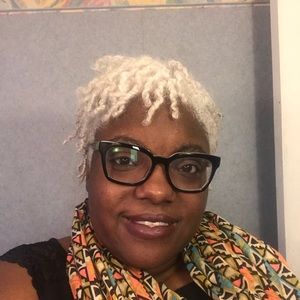 Meet your Posher, Jacqueline